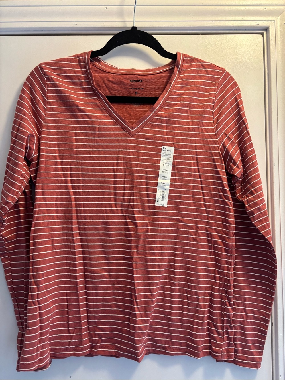 NWT- Sonoma everyday long-sleeved shirt